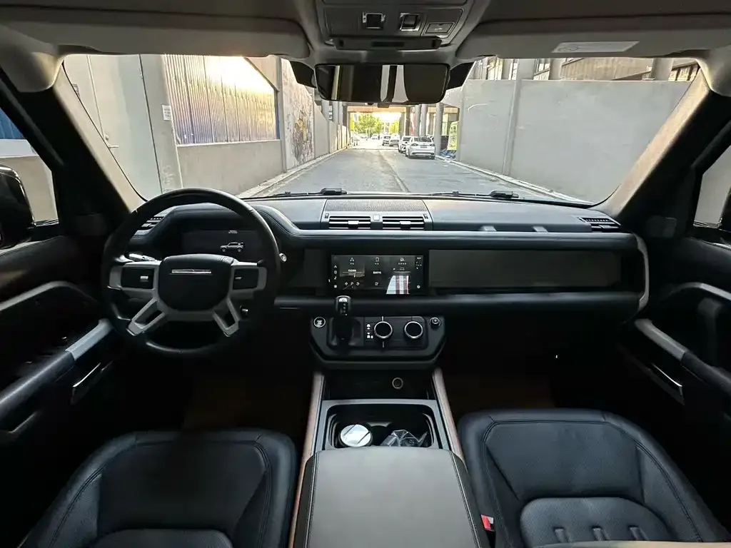 Land Rover Defender — фото 3