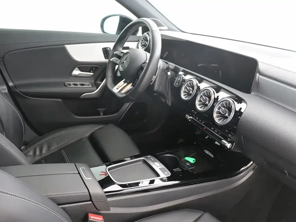 Mercedes-Benz A-Class AMG (Import) — фото 4