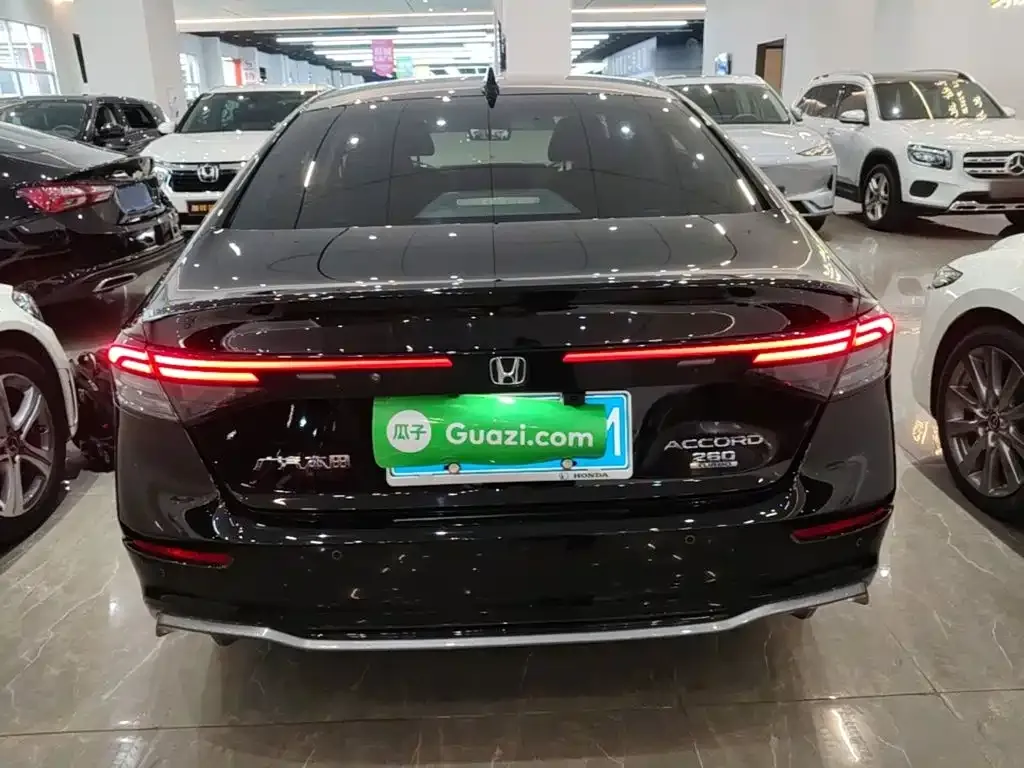 Honda Accord — фото 6