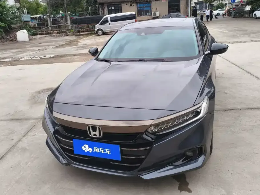 Honda Accord — фото 6