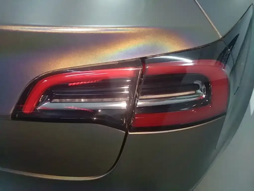 Tesla Model 3 — фото 6