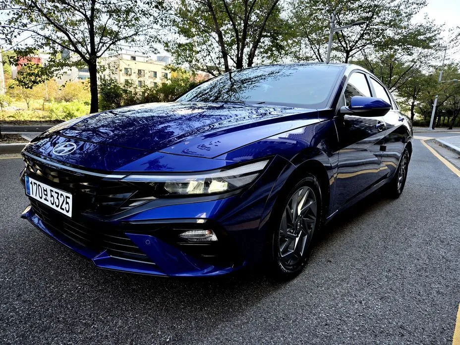 Hyundai AVANTE — фото 1