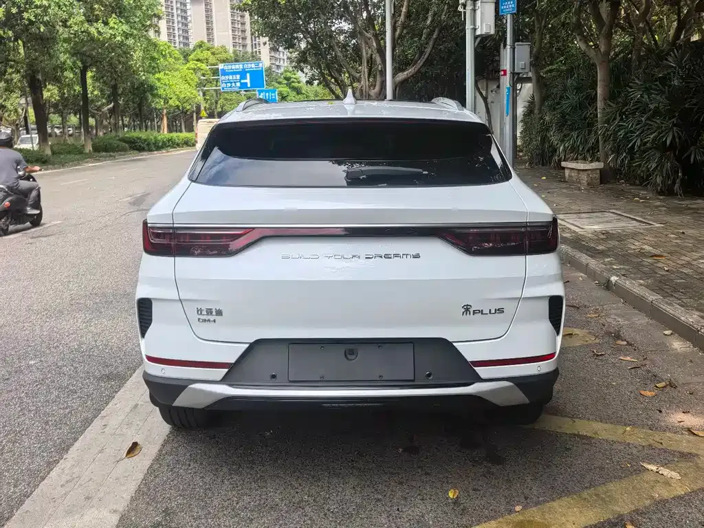 BYD PLUS New Energy — фото 6