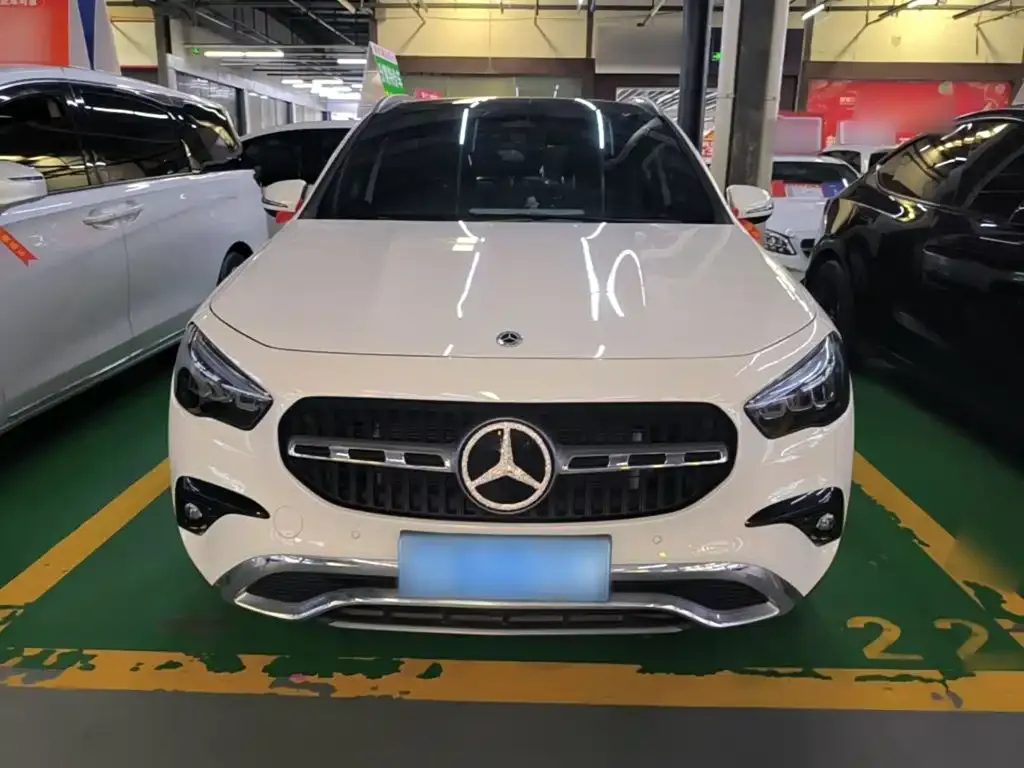 Mercedes-Benz GLA — фото 9