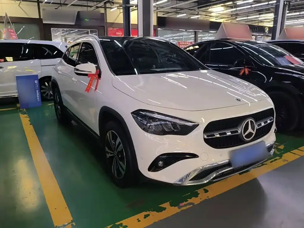 Mercedes-Benz GLA — фото 7
