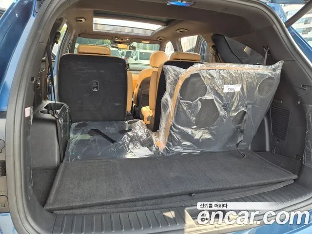 Kia Sorento — фото 9
