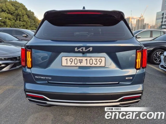 Kia Sorento — фото 10