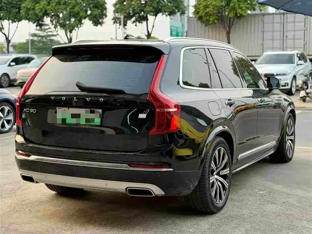 Volvo XC90 PHEV — фото 4