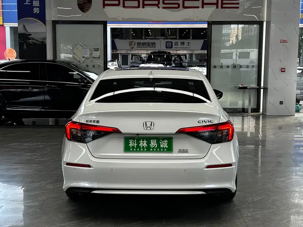 Honda Civic — фото 5