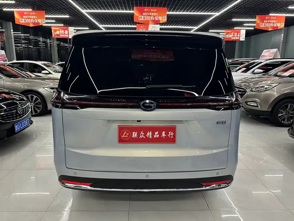 GAC Motor Trumpchi E8 PHEV — фото 4