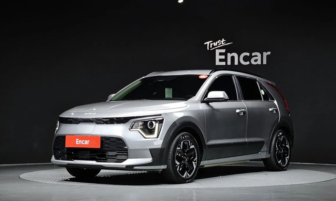 Kia Niro — фото 1