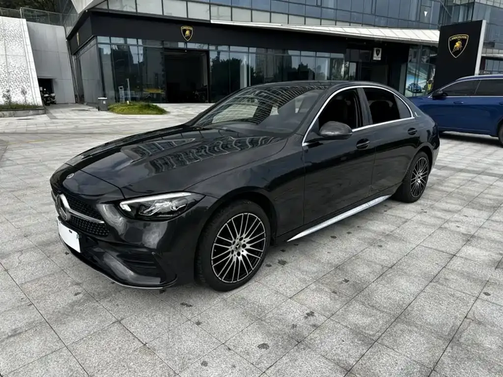 Mercedes-Benz C-Class — фото 1