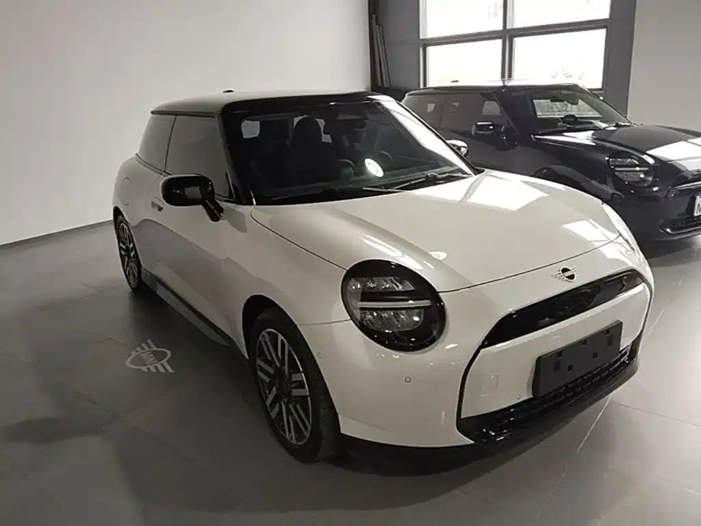 MINI Cooper EV — фото 2