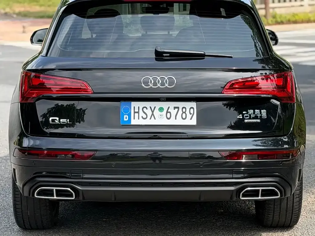 Audi Q5L — фото 3