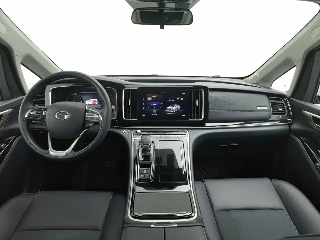 GAC Motor Trumpchi M8 — фото 10