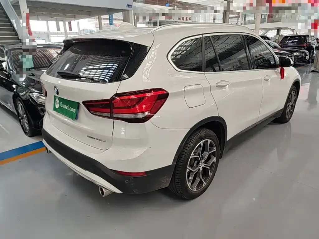BMW X1 — фото 2