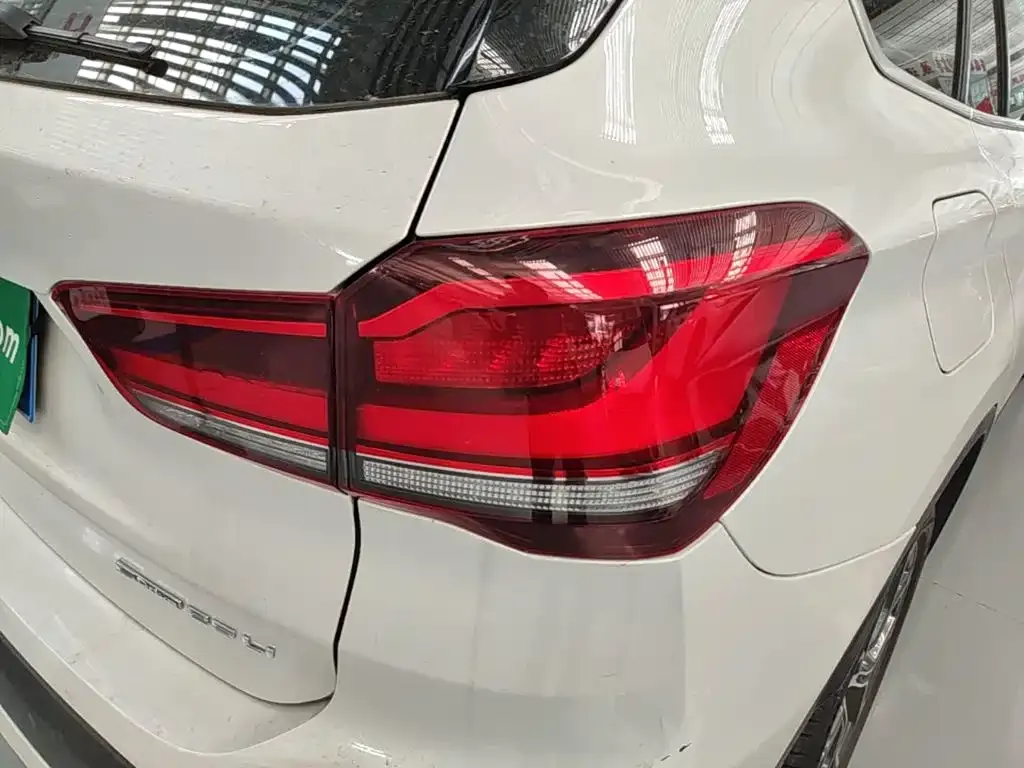 BMW X1 — фото 4