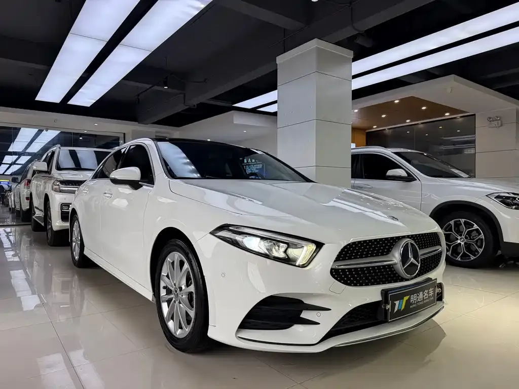 Mercedes-Benz A-Class — фото 7