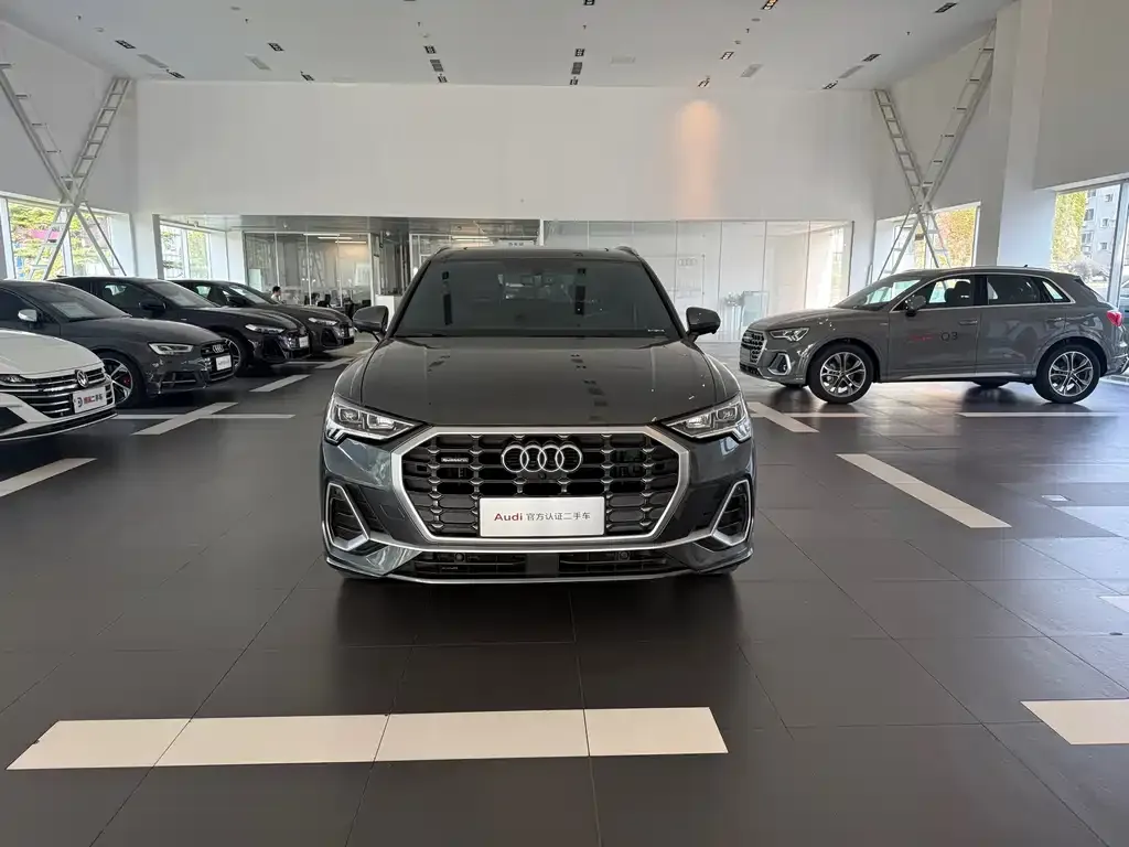 Audi Q3 — фото 4