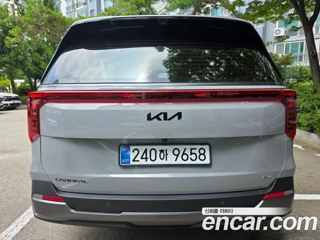 Kia Carnival — фото 5