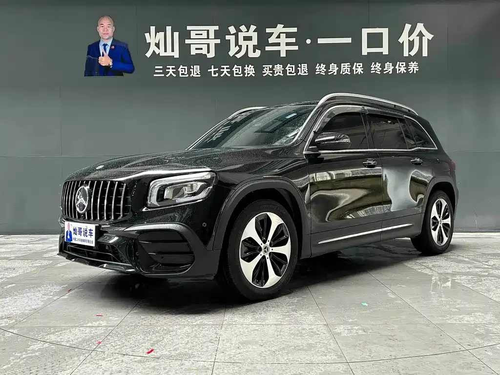 Mercedes-Benz GLB — фото 1
