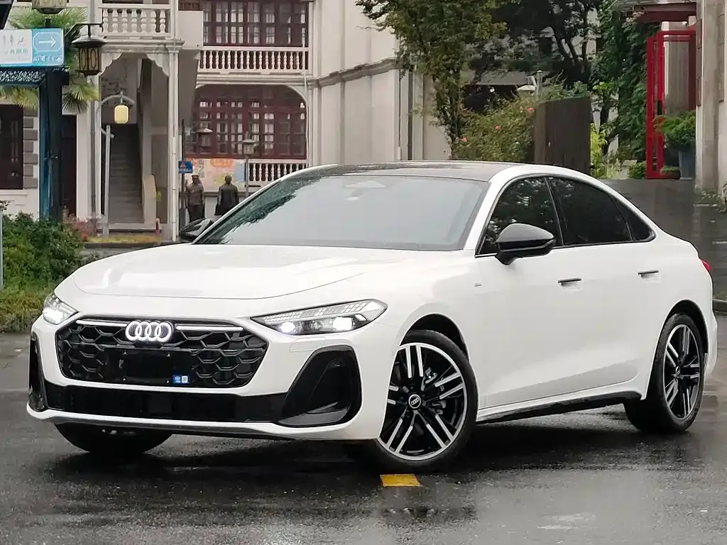 Audi A5L — фото 1
