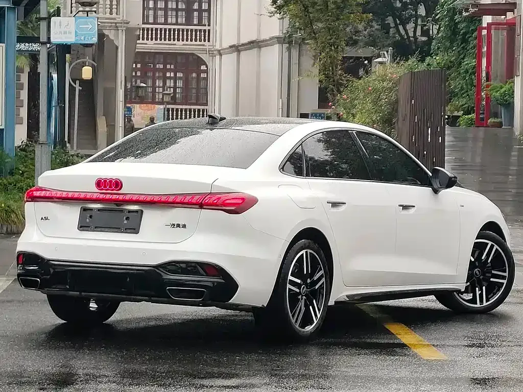 Audi A5L — фото 8