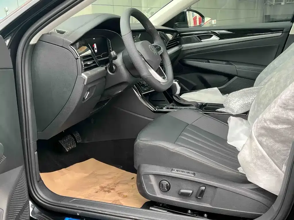 Volkswagen Passat — фото 6