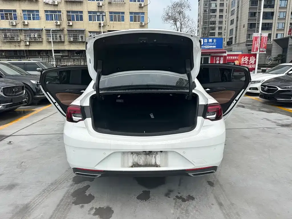 Buick Regal — фото 7