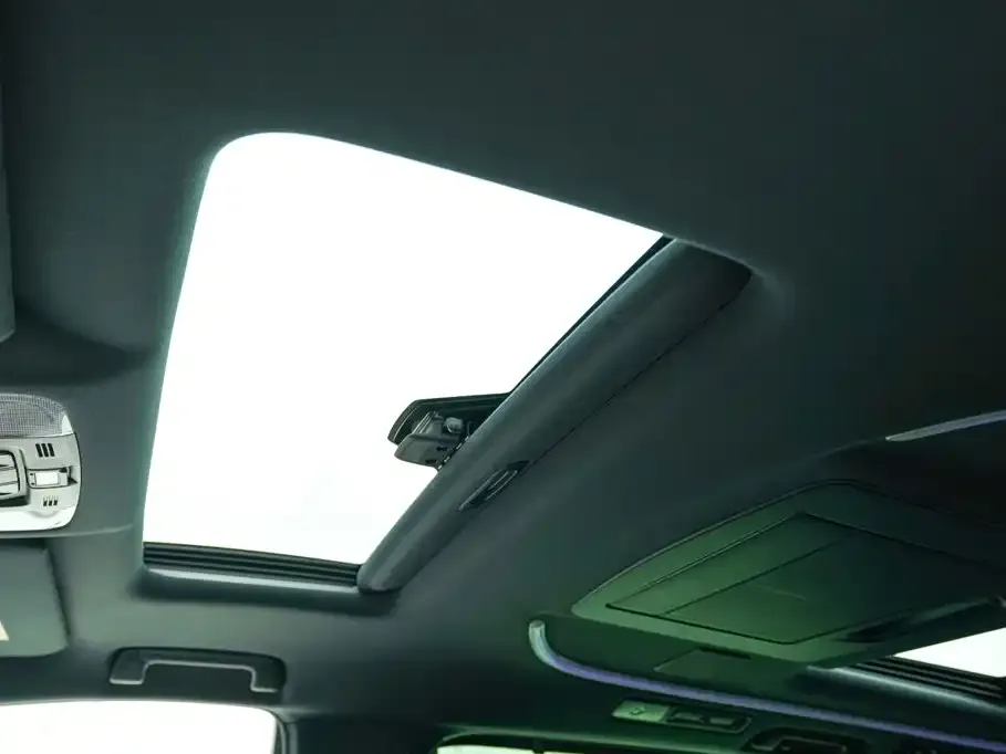 Toyota Vellfire — фото 6