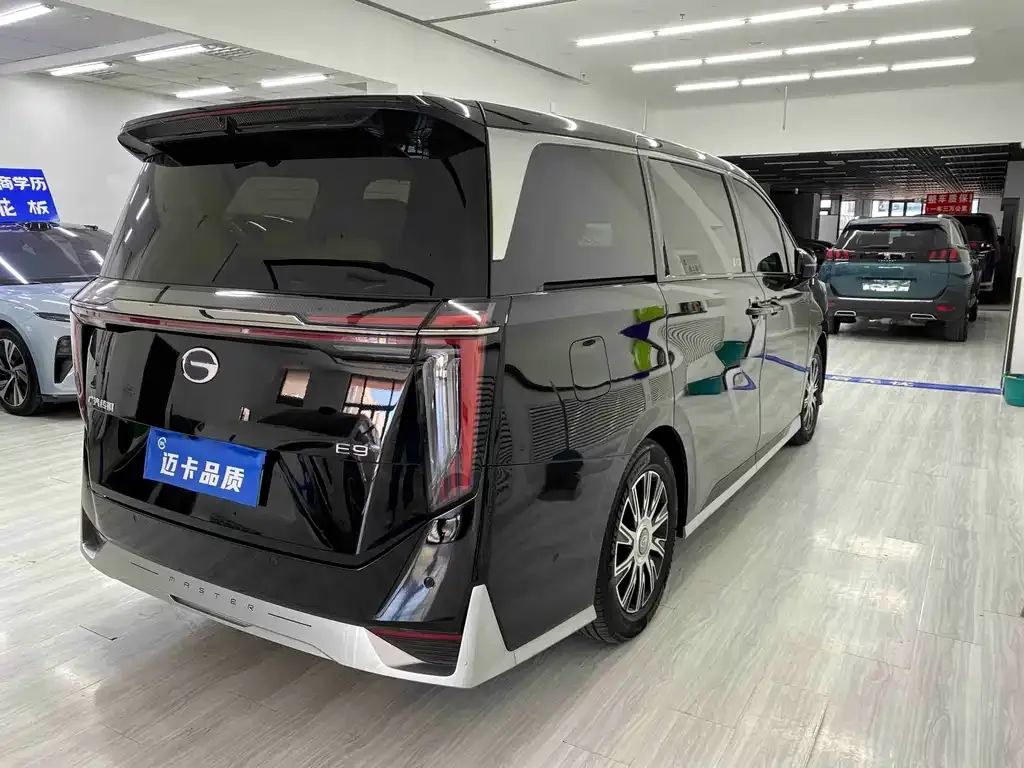 GAC Motor Trumpchi E9 — фото 10