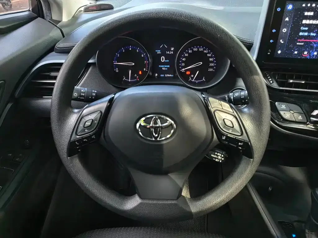 Toyota IZOA — фото 2