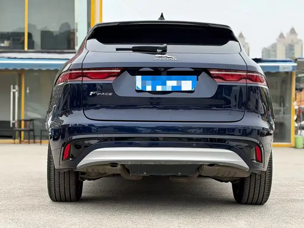 Jaguar F-PACE — фото 5