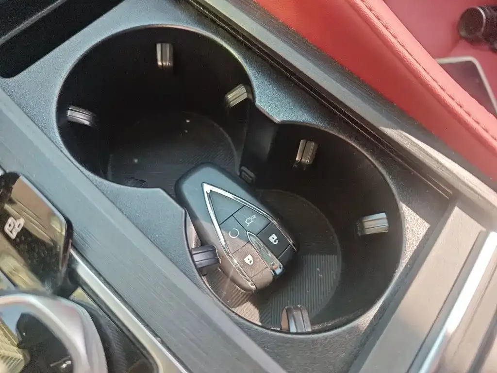 Changan CS75 PLUS — фото 10