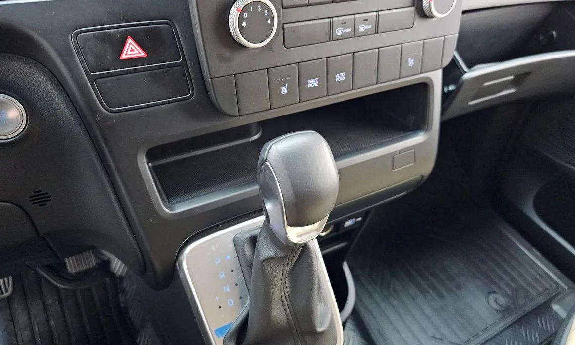 Hyundai Staria — фото 10
