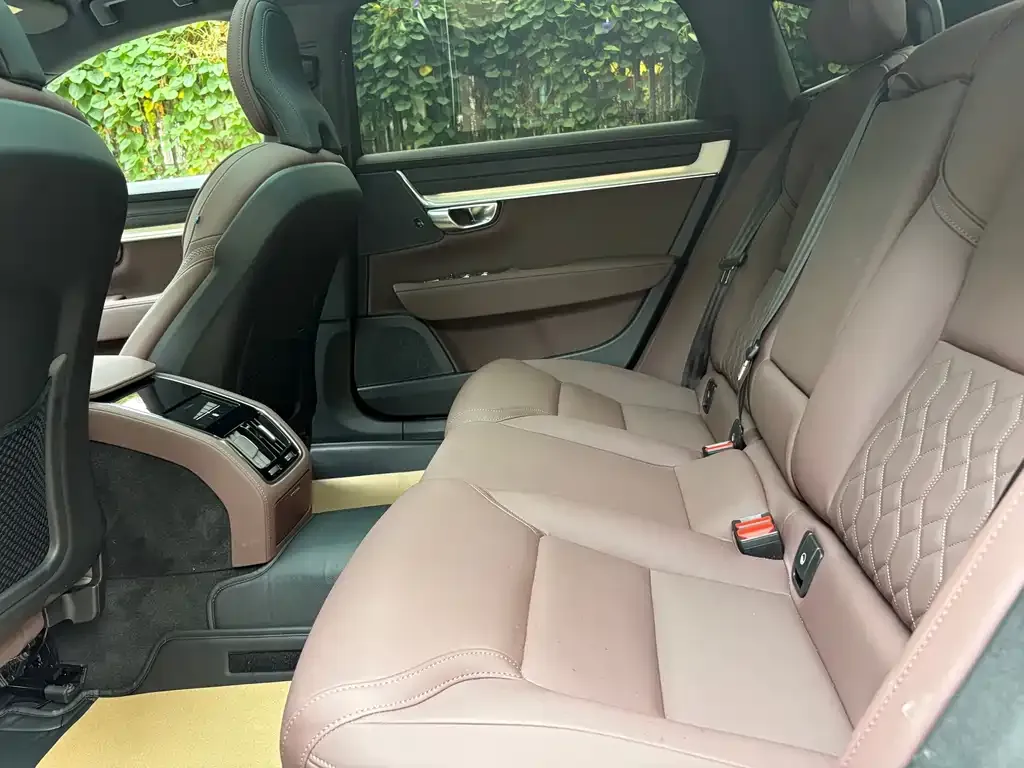 Volvo S90 — фото 2