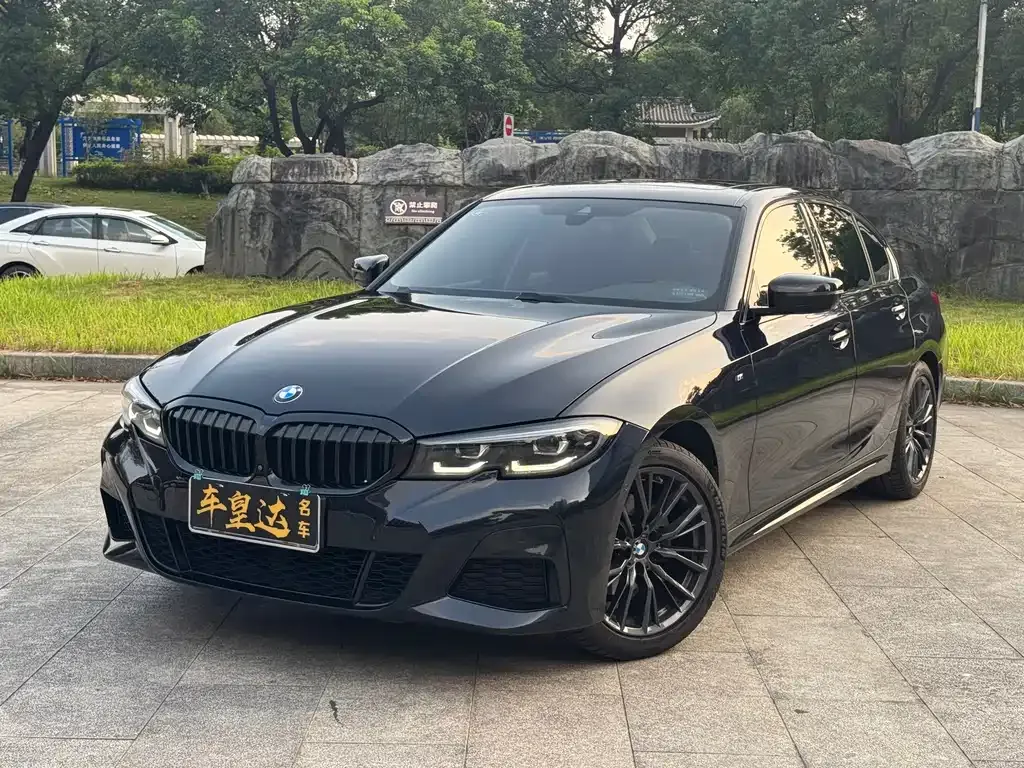 BMW 3 Series — фото 1