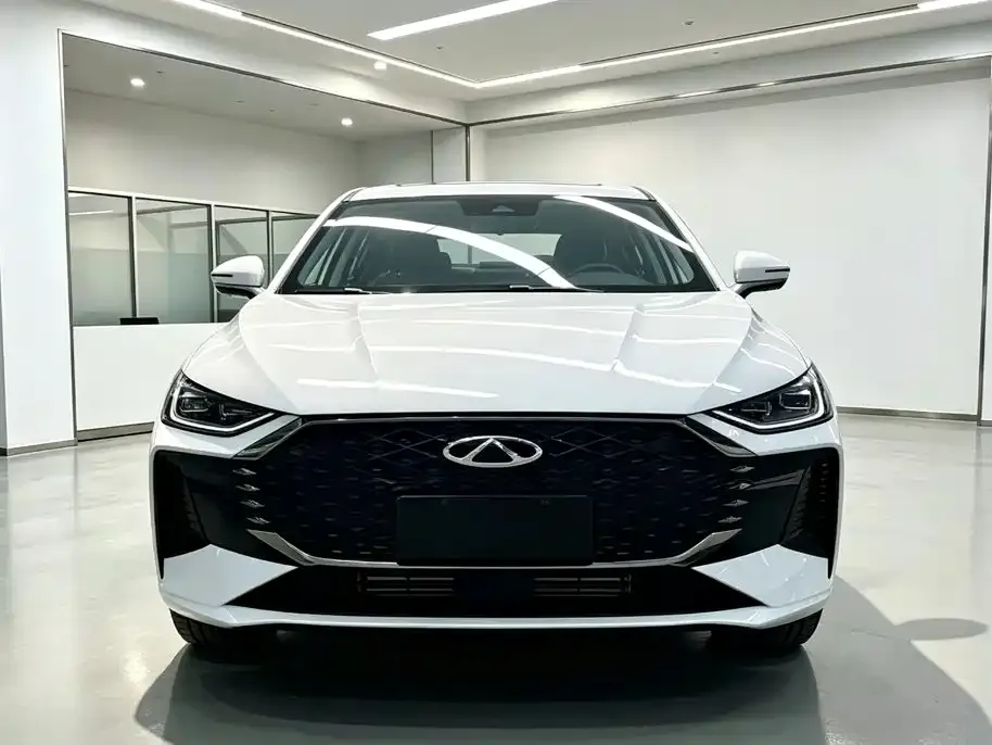 Chery Arrizo 8 PRO — фото 3