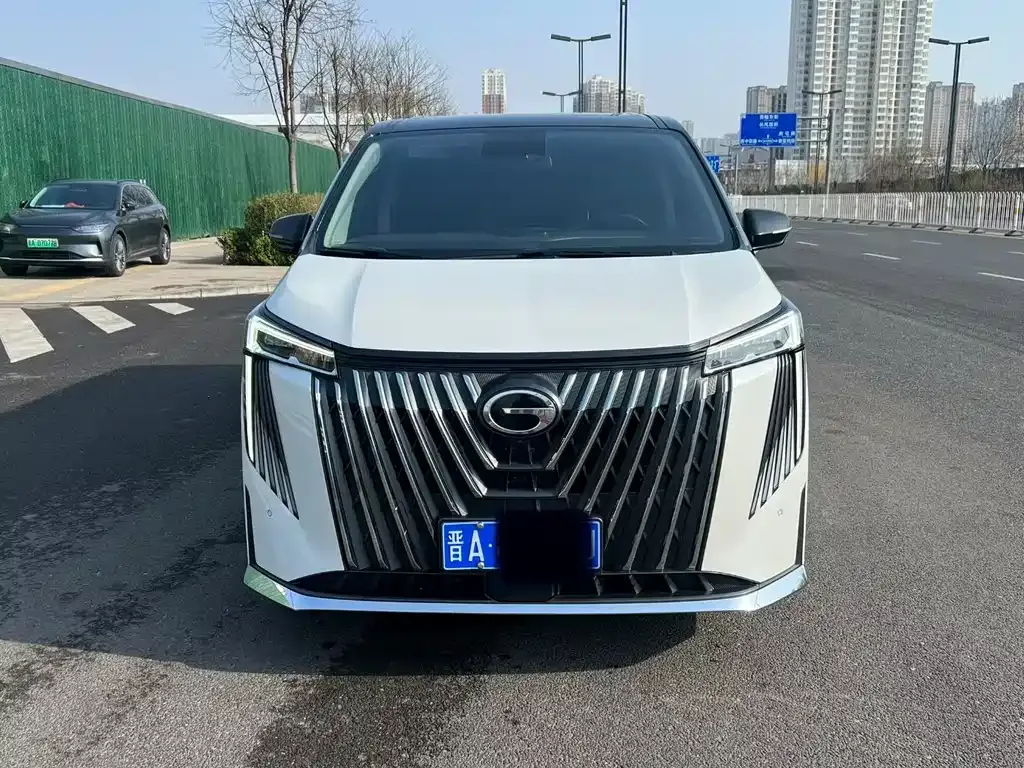 GAC Motor Trumpchi M8 — фото 10