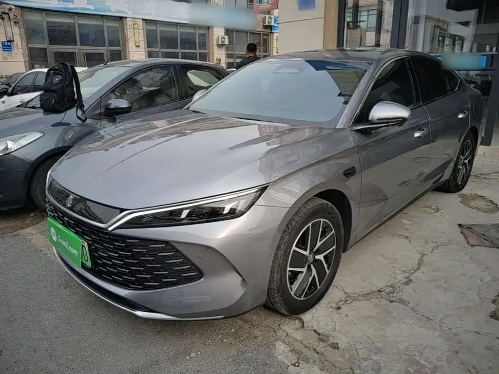 BYD Qin L — фото 1