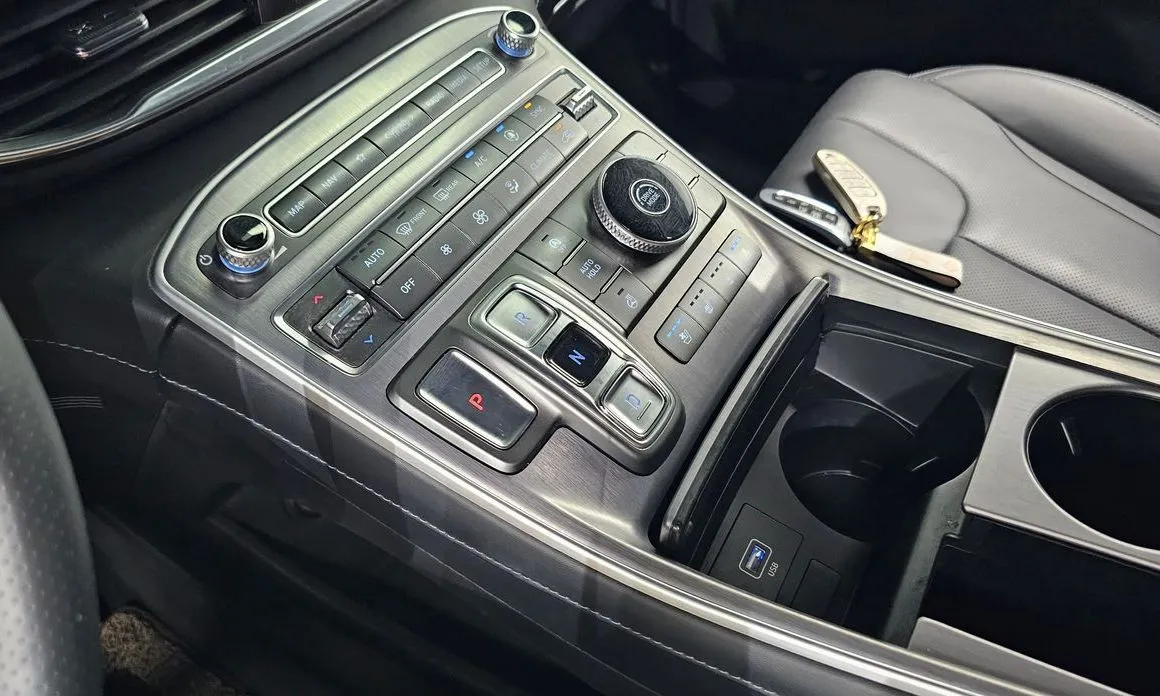 Hyundai Santafe — фото 5