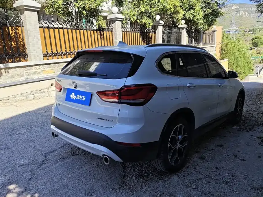 BMW X1 — фото 4