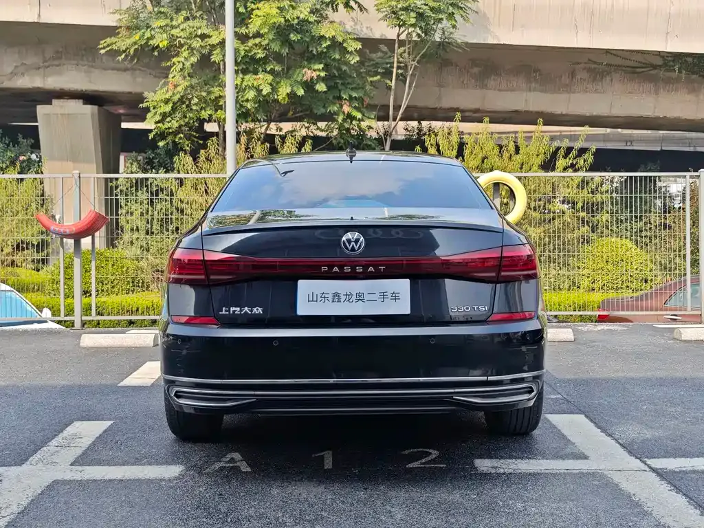 Volkswagen Passat — фото 9