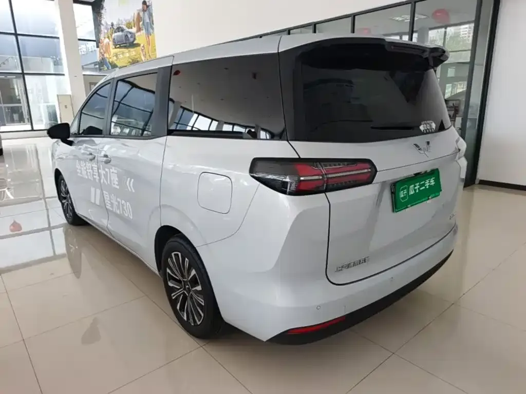 Wuling Xingguang 730 New Energy — фото 4