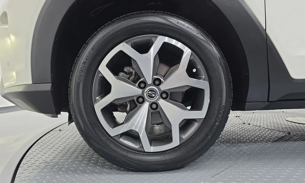 KG Mobility (Ssangyong) Torres — фото 7