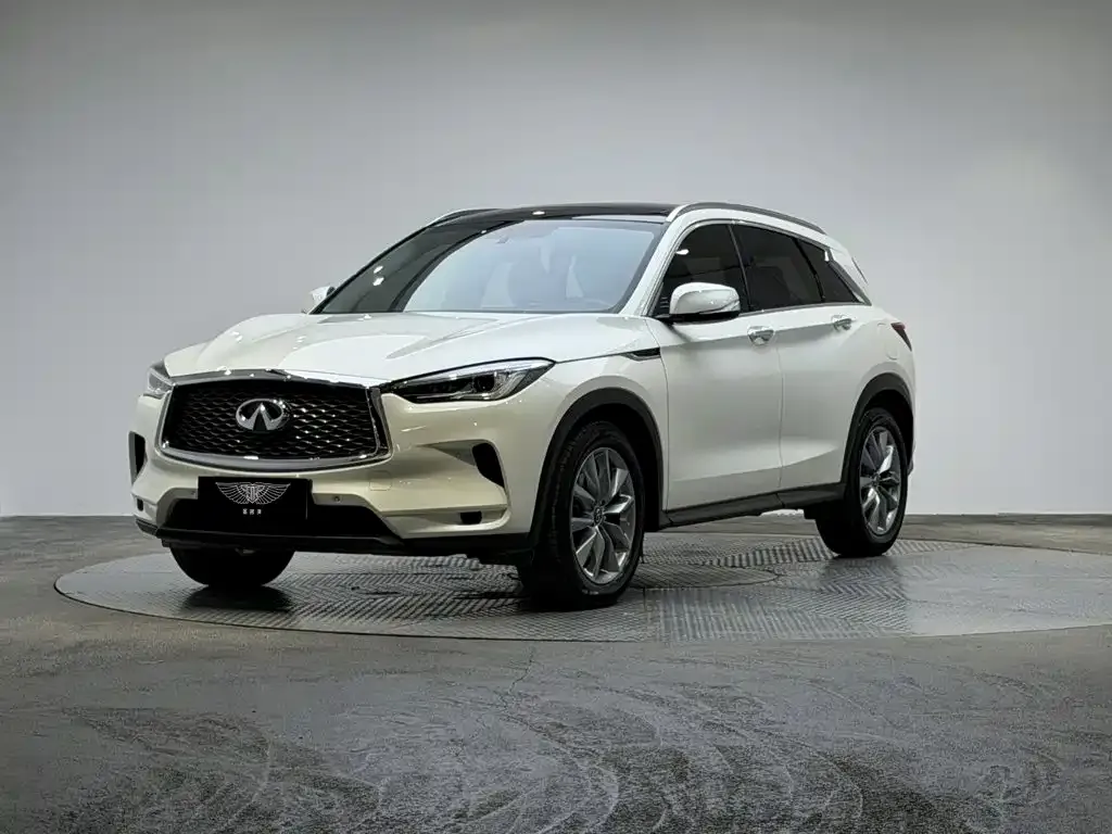 Infiniti QX50 — фото 1