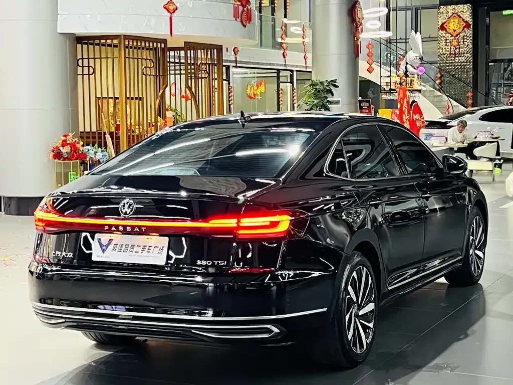 Volkswagen Passat — фото 5