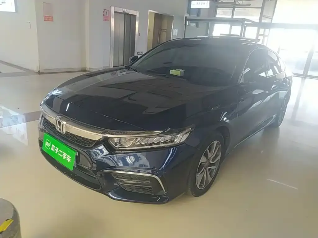 Honda Inspire — фото 1