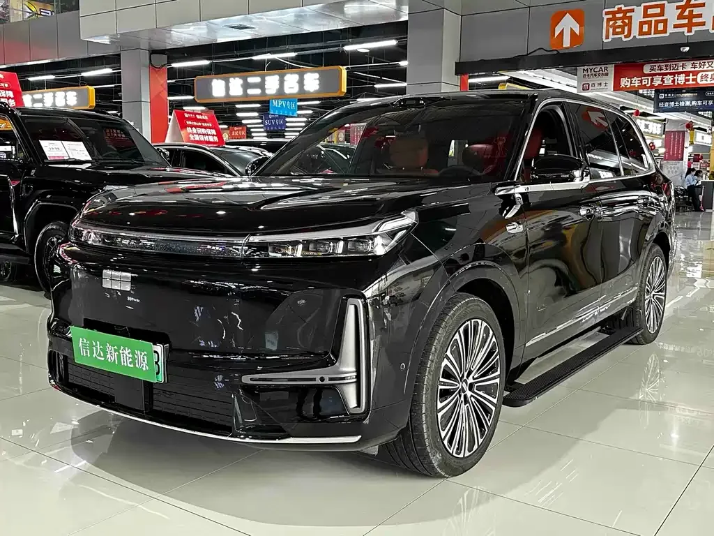Geely Galaxy M9 — фото 1
