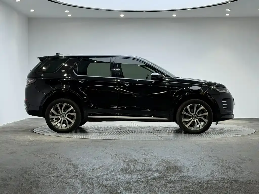 Land Rover Discovery Sport — фото 9